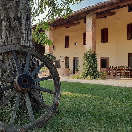B&B Santa Cristina Монтикири Екстериор снимка