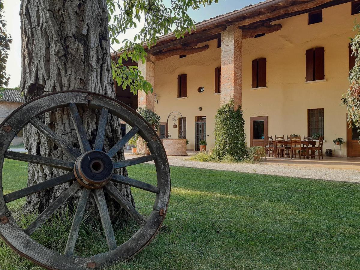 B&B Santa Cristina Монтикири Екстериор снимка